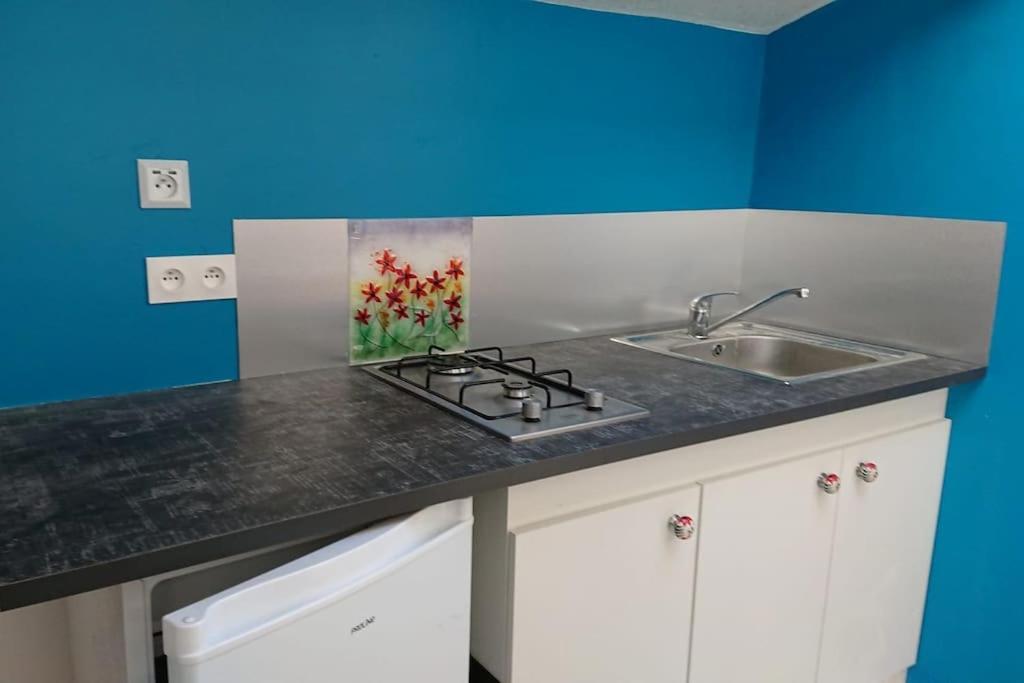 Apartamento Vue Du Jardin Les Adjots Exterior foto