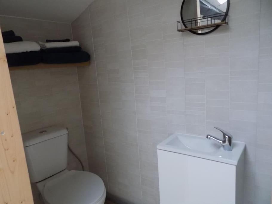 Apartamento Vue Du Jardin Les Adjots Exterior foto